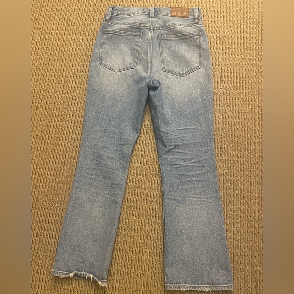 Madewell Cali Demi-Boot Jeans in Dory Wash: Comfort Stretch Edition, size 25 - Picture 7 of 9